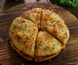 082 Chicken Pizza Sandwich 