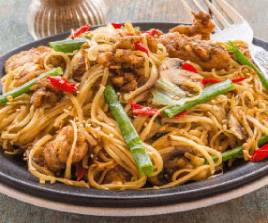232 Egg Chicken Noodles