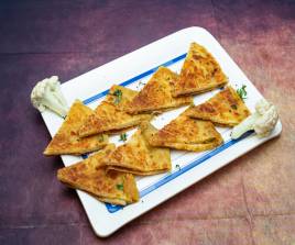 450 Gobi Paratha